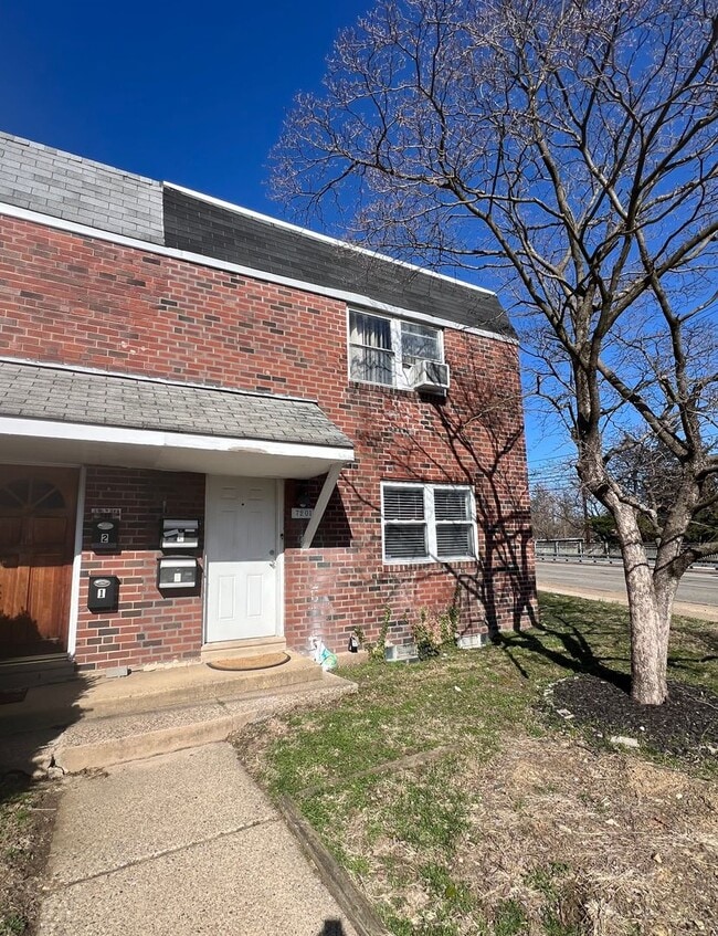 Photo - 7201 Devon St Unit 1