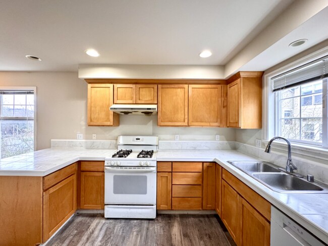 Photo - Great Townhome For Rent