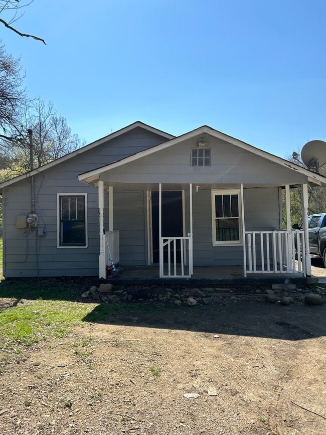 Quaint Home in Rural Area - Quaint Home in Rural Area