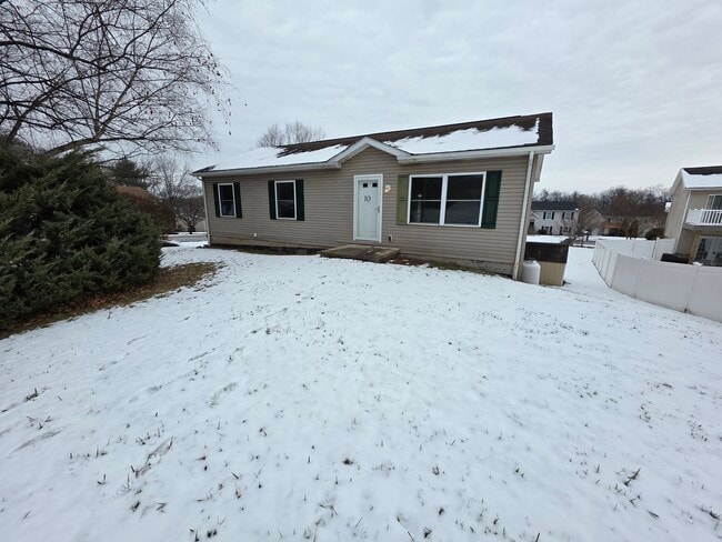 Photo - 10 Susquehanna Dr