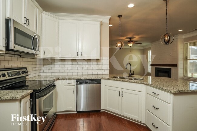 Photo - 2456 Bearded Iris Ln