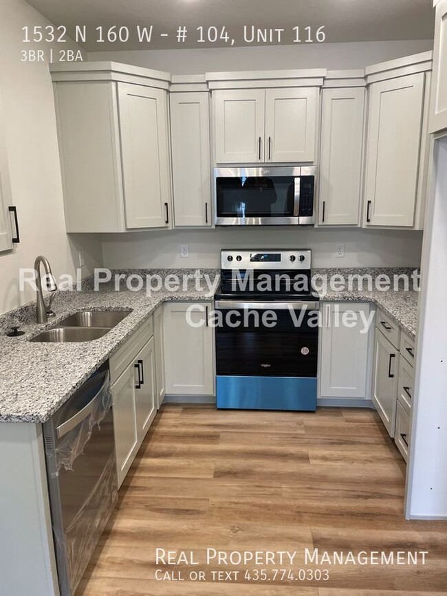 3 br. newer build unit. Move in ready in ... - 3 br. newer build unit.  Move in ready in ... Apartment Unit # 104,  116