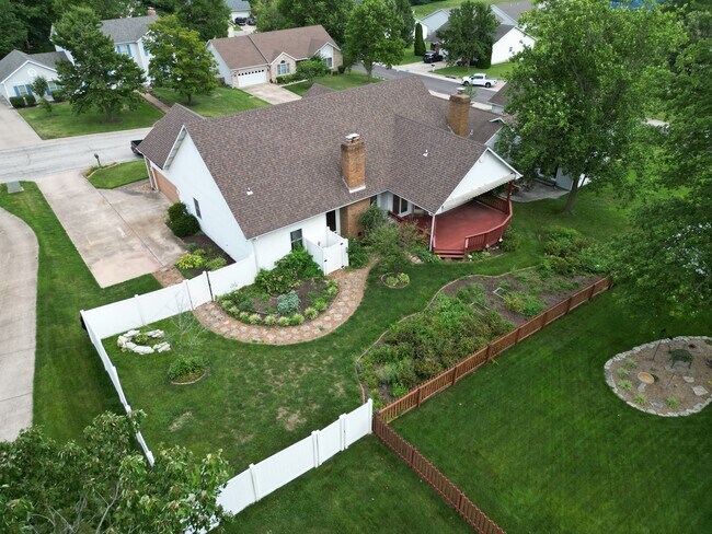 4 Grayson Ridge Dr