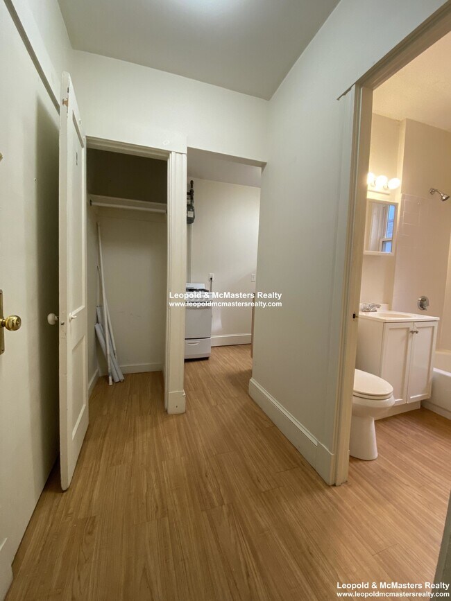 Photo - 1209 Boylston St