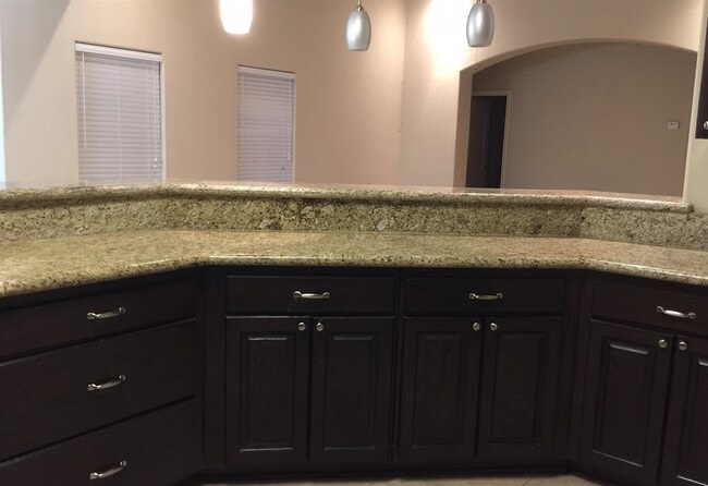 Photo - 608 Waxwing Cedar Drive