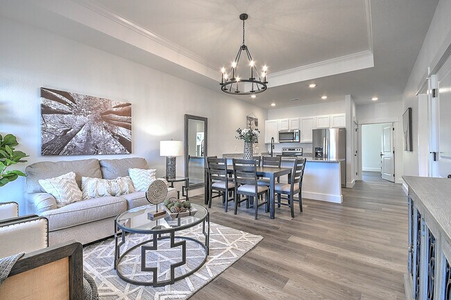 Photo - 915 Suncrest Dr Unidad MidLands Apartments