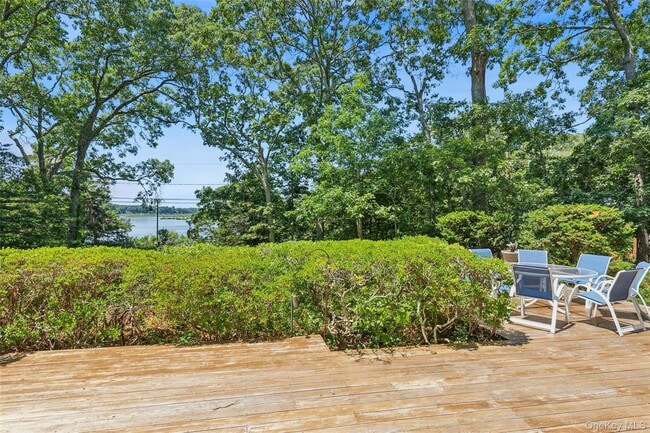 440 Haywaters Rd
