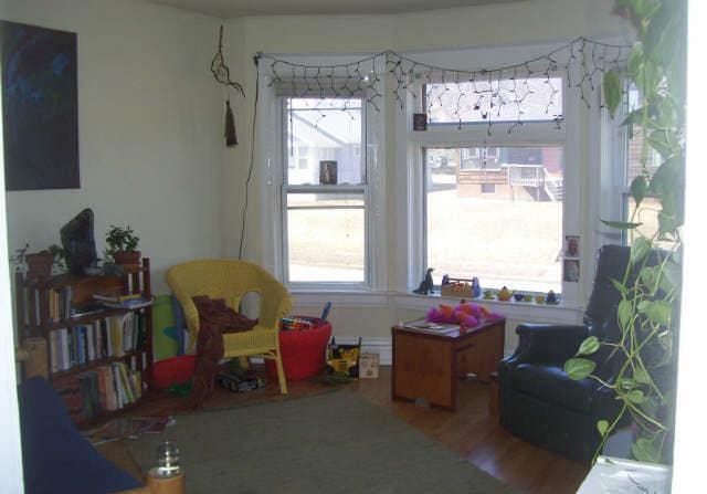 Photo - 920 E 9th St Unit 2