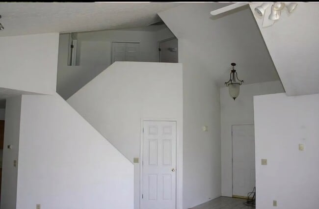 Photo - 2043 Rolling Meadows Ln