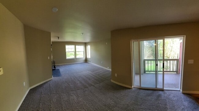 Photo - 1Bd/1Ba Kenmore Condo Unit E201