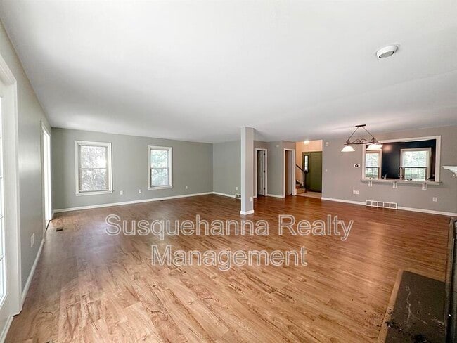 Photo - 1120 Galway Ct