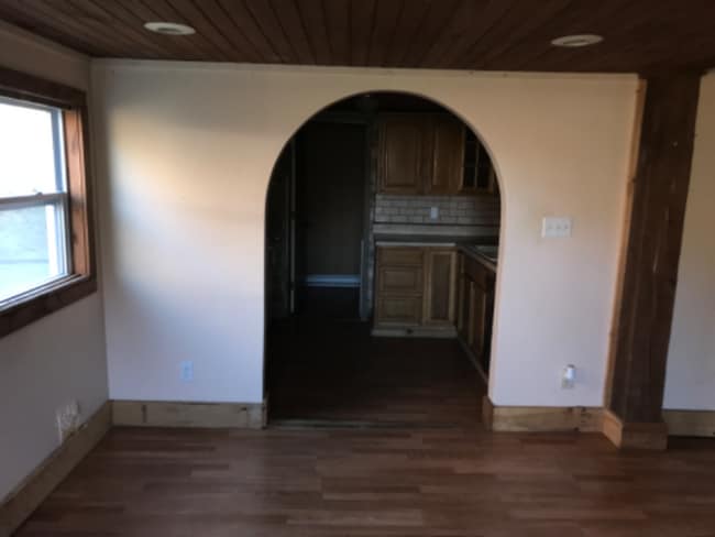 Photo - 10032 Hwy 421 S