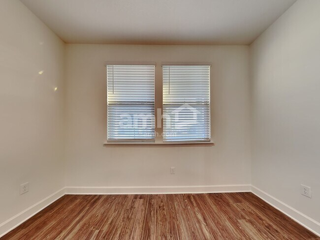 Photo - 11482 Fox Hollow Ct