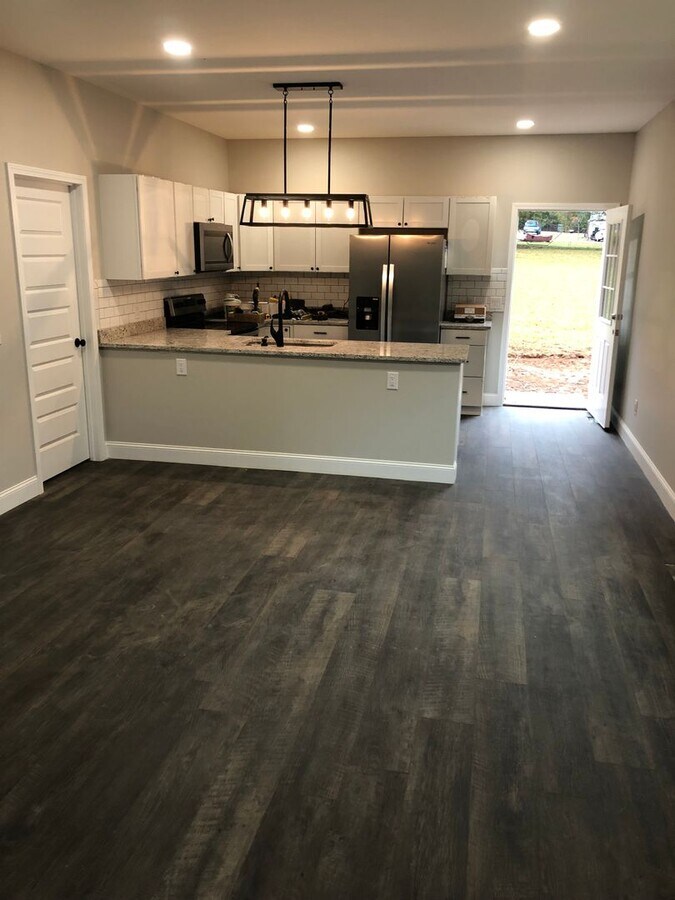 Highway 17 - Highway 17 Unit 310