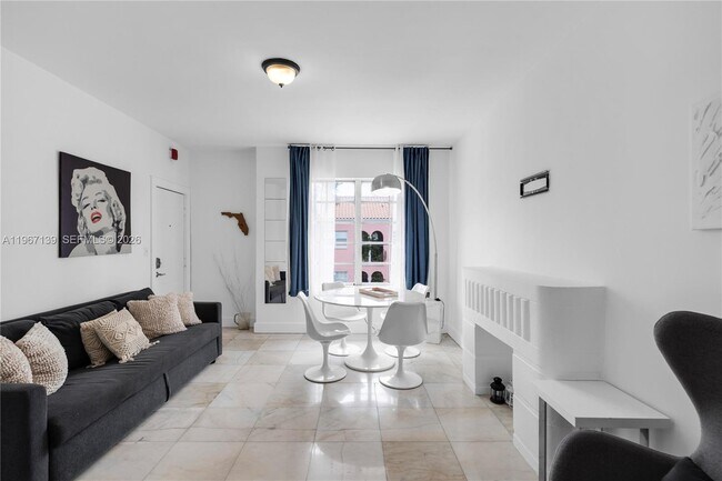 Photo - 801 8th St Unit 203