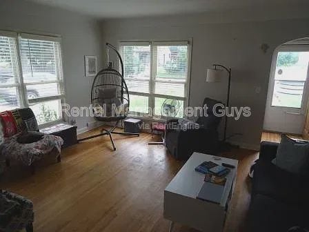 Photo - 3714 Kipling Ave