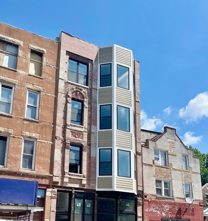 Photo - 2156 W 21st St Apartment Unit 2