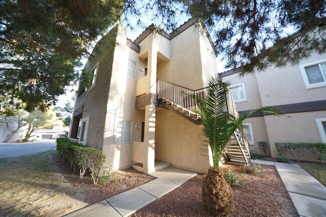 Photo - SHOWINGS AVAILABLE NOW Unit 1017