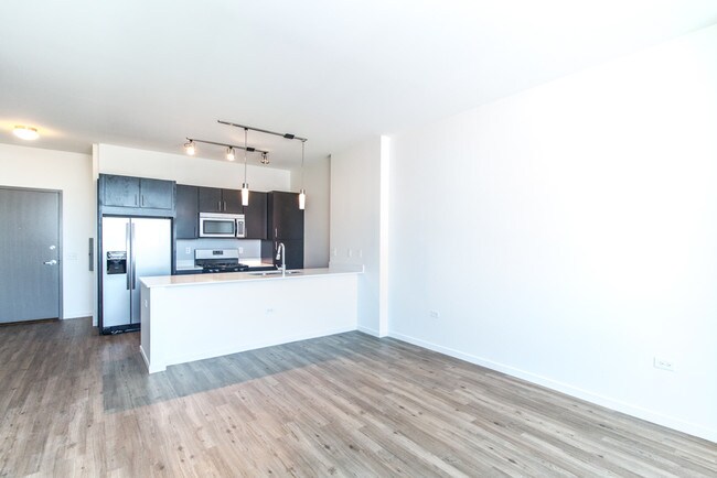 Photo - 810 W Grace St Unit 1210