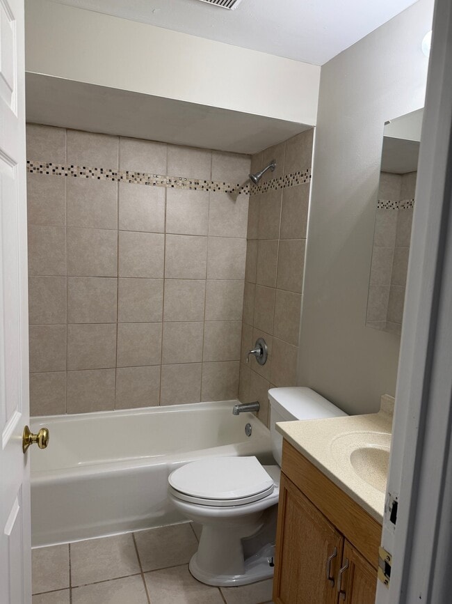 Photo - 113 W 66th St Unit 2