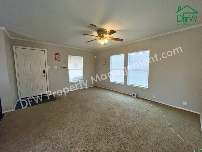 Photo - 2511 Kavasar Dr