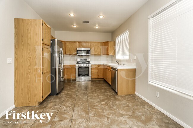 Photo - 4405 Vogue St