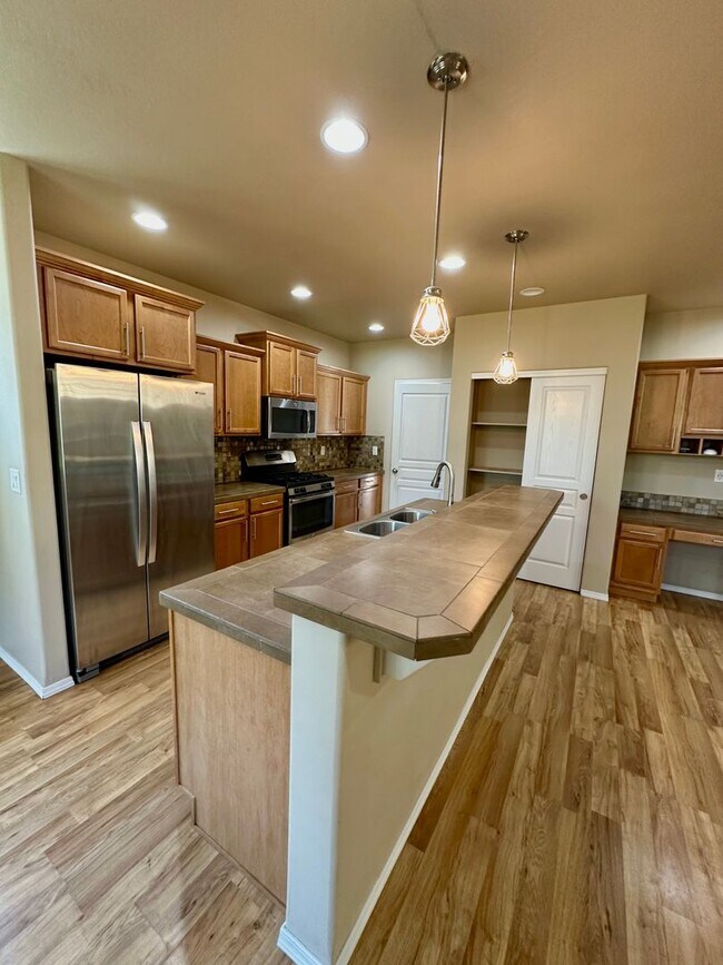 61158 SW Teton Ln