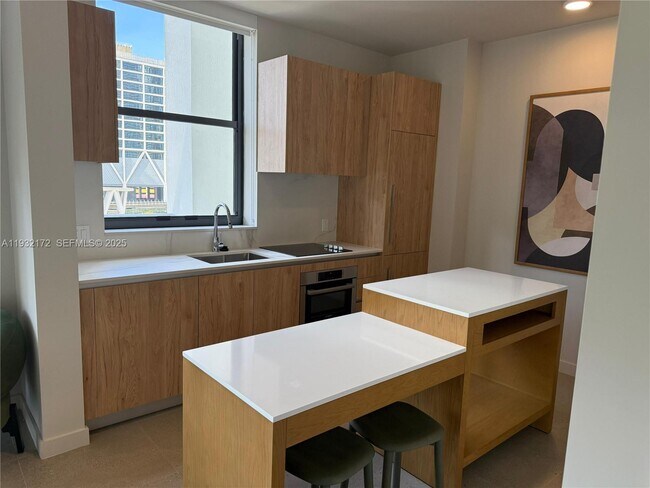 Photo - 11 NE 6th St Unit 802