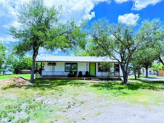 Photo - 15703 Pearce Ln Casa