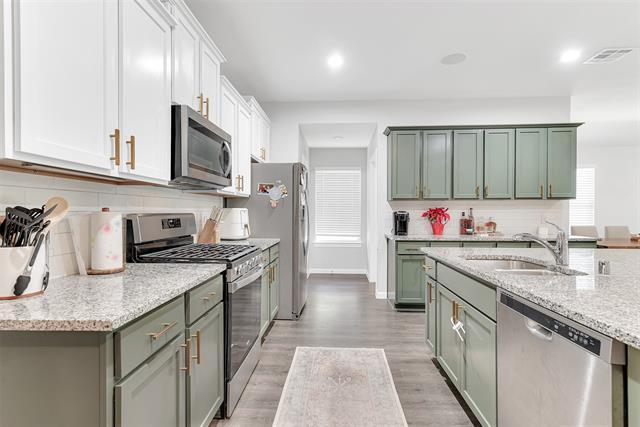 Photo - 707 Range Dr