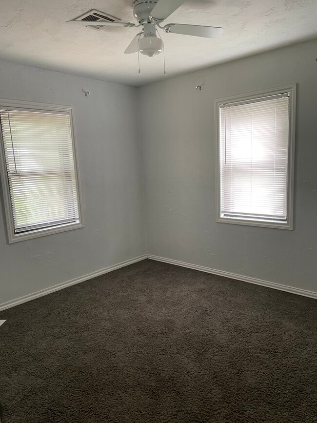 Photo - 4005 SE 26th St