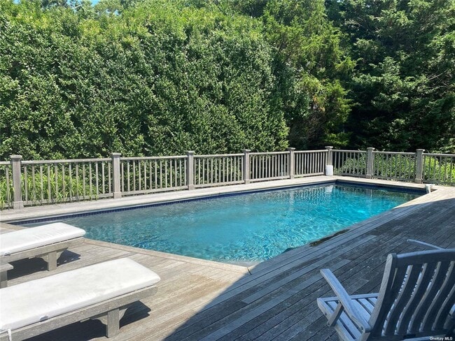 Photo - 2100 Youngs Rd