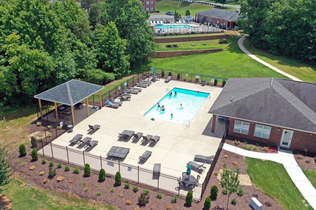 Woodland Heights Apartments