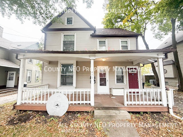 Building Photo - 470 Allyn St Unit 1