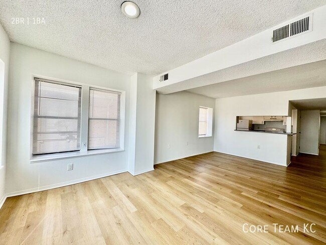 Photo - 3225 Harrison St Unidad 3227-2A