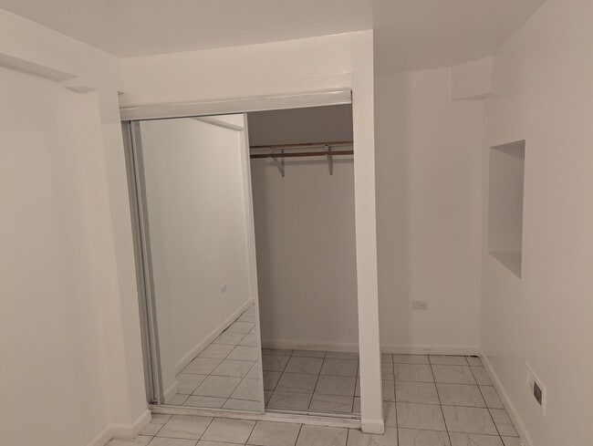 Photo - 1318 S Kolin Ave Unidad BSMT