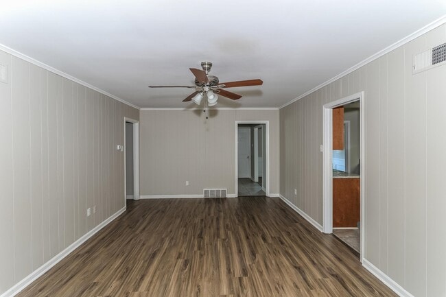 Photo - 6350 Limewood Ave