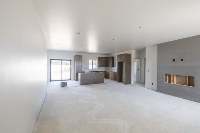 Photo - BRAND NEW 4 Bed/2 Full Bath Twin Home Main Unit in Sugar City! ALL UTLITIES ARE INCLUDED IN PRICE!!!