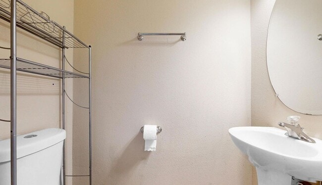Photo - 5881 Moonstone Ct