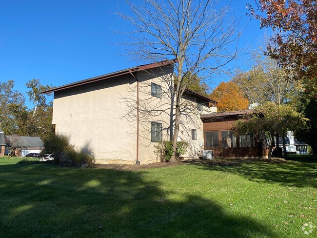 Building Photo - 206 Academy Ct Rental