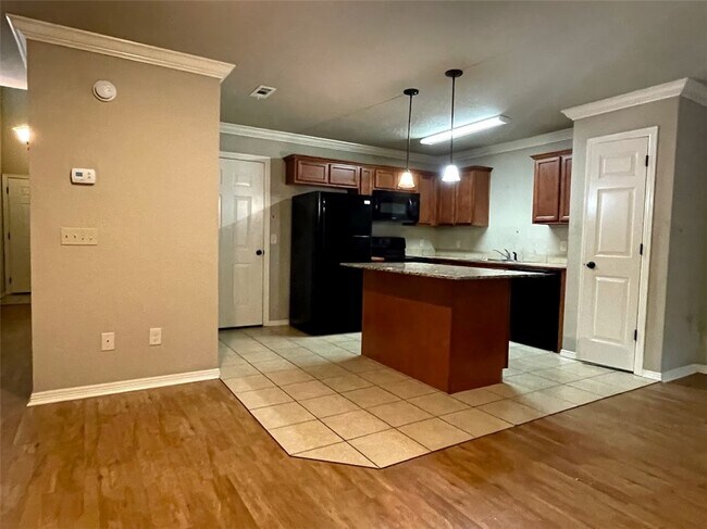 Photo - 1536 N London Ave