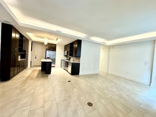 Photo - 2303 Mid Ln Unidad 108