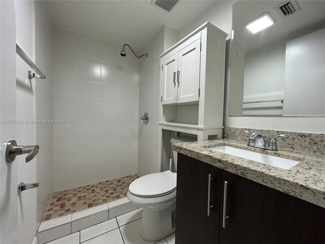 Photo - 2575 SW 27th Ave Condo Unit 203