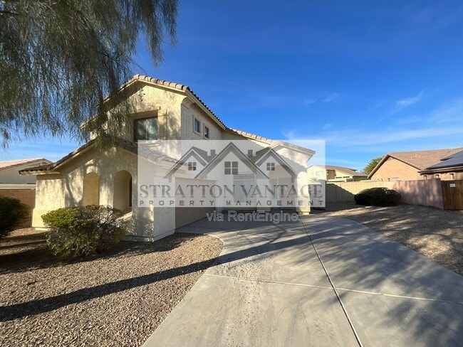 Building Photo - 15582 W Rio Vista Ln