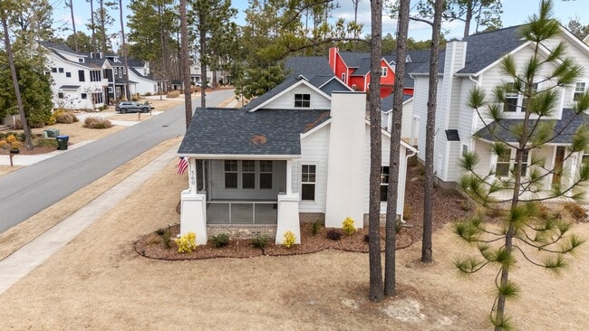 Photo - 560 Wellers Way
