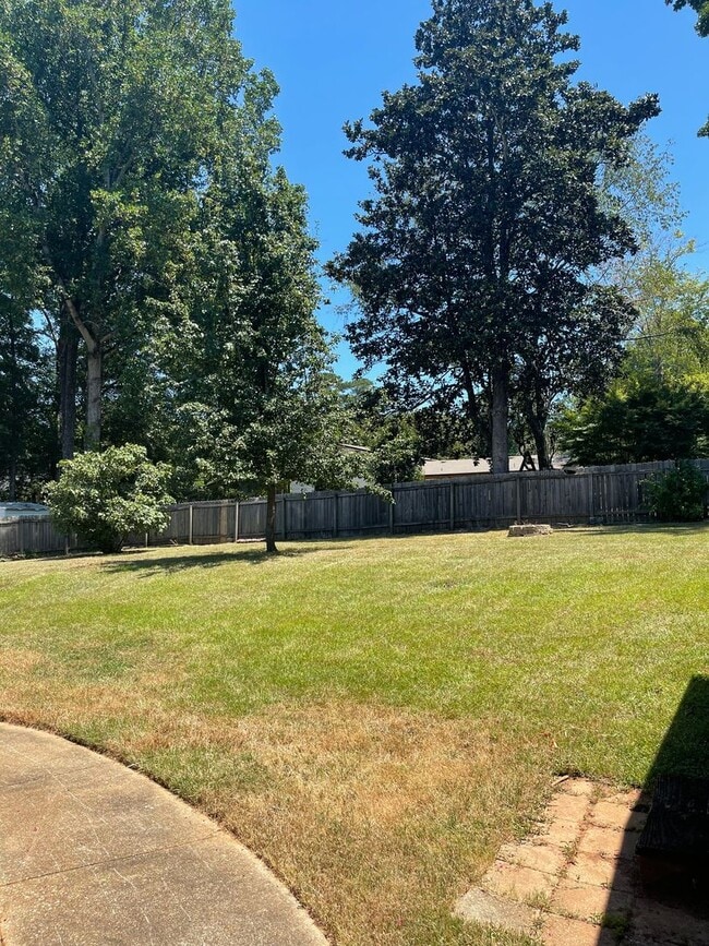 Photo - Single Family - Auburn