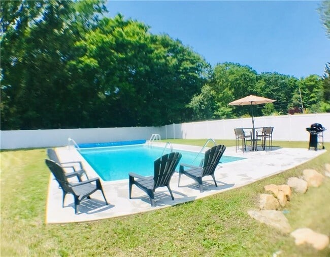 Photo - 21 Woodsia Trl