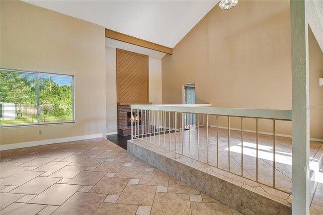 Photo - 110 N Deerwood Ave