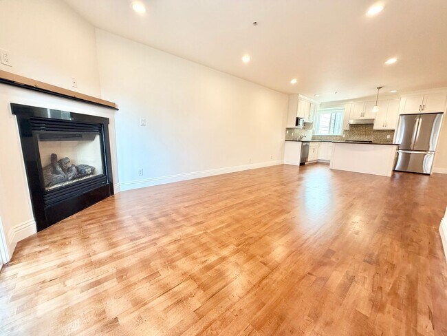 Photo - 2448-2452 Geary Blvd Unidad 2452 Geary Blvd