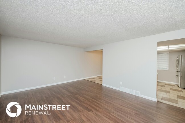 Photo - 7471 Teller St